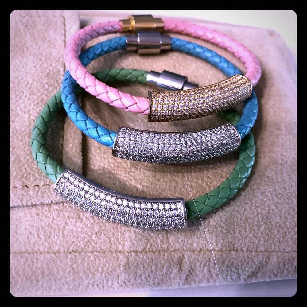 3 set Daniela Swaebe woven leather bracelet